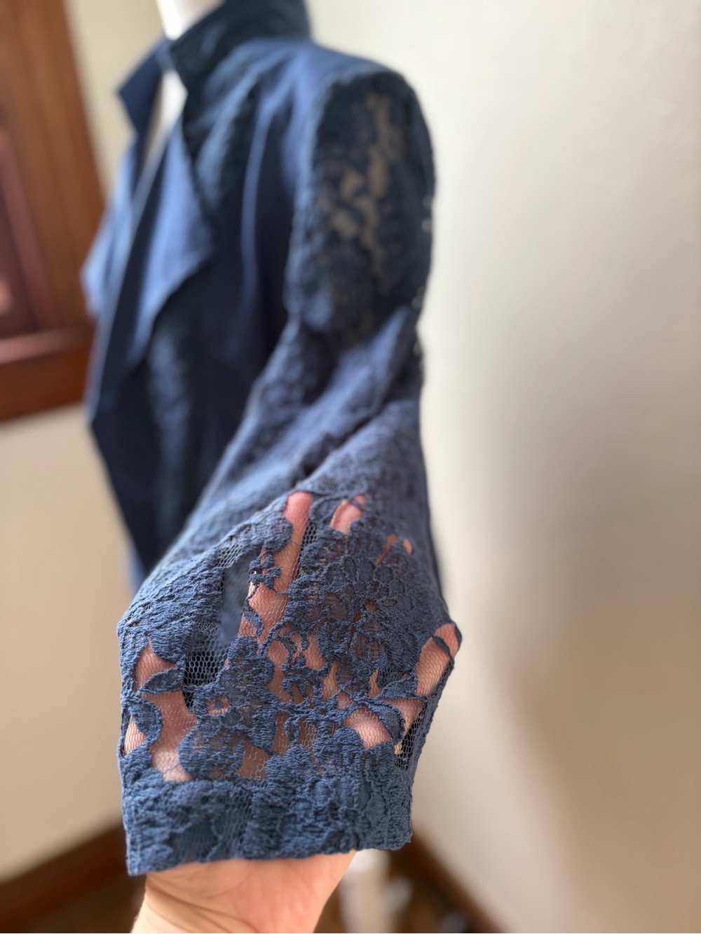 Chico’s Navy Floral Lace Open Front Blazer Jacket Moto Style Chicos 2 US 14 - Picture 8 of 13